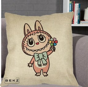Perna Personalizata Labubu Roz cu Morisca, 40x40 cm, Crem, Husa Detasabila, Perna Inclusa, BEKZ®