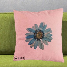 Perna Decorativa Floare Margareta Albastra Acuarela, 40x40 cm, Roz, Husa Detasabila, Perna Inclusa, BEKZ®