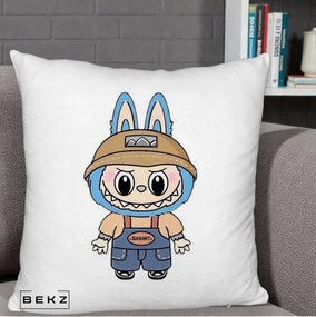 Perna Personalizata Labubu Toanart Blugi, 40x40 cm, Alb Pufos, Husa Detasabila, Perna Inclusa, BEKZ®