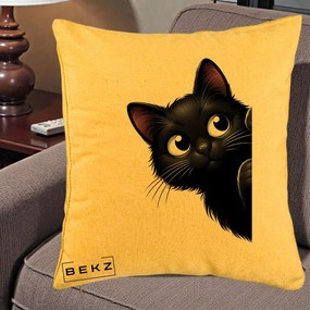 Perna Decorativa Pisica Neagra Dragalasa Curioasa, 40x40 cm, Galben, Husa Detasabila, Perna Inclusa, BEKZ®