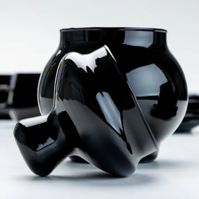 Serviciu negru de ceai