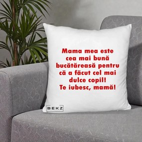Cadou pentru Mama - Perna Personalizata Mama cea Mai Buna Bucatareasa, 40x40 cm, Alb Pufos, Husa Detasabila, Perna Inclusa, BEKZ®