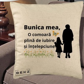 Cadou pentru Bunica - Perna Personalizata Bunica Mea Comoara Iubire Intelepciune Varianta Extinsa, 40x40 cm, Bej, Husa Detasabila, Perna Inclusa, BEKZ®