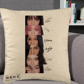 Perna Personalizata K-pop KATSEYE Semnaturi fara Foto, 40x40 cm, Bej, Husa Detasabila, Perna Inclusa, BEKZ®
