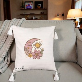 Perna Personalizata Luna si Soare Floral Boho, 40x40 cm, Bej cu Franjuri, Husa Detasabila, Perna Inclusa, BEKZ®
