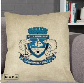 Perna Personalizata Dacia Unirea Braila 1919 Fotbal, 40x40 cm, Crem, Husa Detasabila, Perna Inclusa, BEKZ®