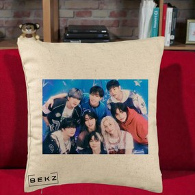Perna Personalizata K-Pop Grup Foto Stele, 40x40 cm, Bej, Husa Detasabila, Perna Inclusa, BEKZ®