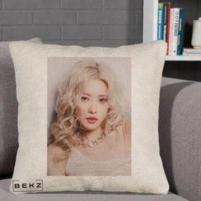 Perna Personalizata K-pop BLACKPINK Rose, 40x40 cm, Bej Canapea, Husa Detasabila, Perna Inclusa, BEKZ®