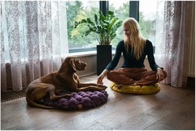 Pernă relaxare cu bile de masaj Linda Vrňáková Bloom, ø 75 cm, galben