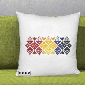 Perna Personalizata Motiv Tricolor Romanesc Broderie, 40x40 cm, Alb Pufos, Husa Detasabila, Perna Inclusa, BEKZ®