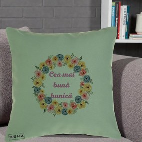 Cadou pentru Bunica - Perna Personalizata Cea Mai Buna Bunica Coronita Flori Multicolore, 40x40 cm, Verde, Husa Detasabila, Perna Inclusa, BEKZ®