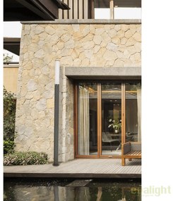 Stalp LED de iluminat exterior modern cu protectie IP65 TRAM 75532