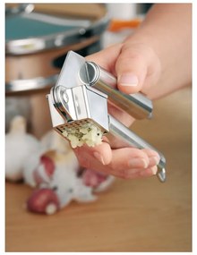 Zdrobitor pentru usturoi WMF Profi Plus