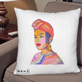 Perna Decorativa Portret Femeie Africana, 40x40 cm, Alb Pufos, Husa Detasabila, Perna Inclusa, BEKZ®