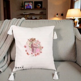 Perna Decorativa Femeie cu Flori Roz Acuarela, 40x40 cm, Bej cu Franjuri, Husa Detasabila, Perna Inclusa, BEKZ®