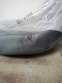 OFERTA Scaun de bar gri VELVET KAST cu picior negru II. calitate