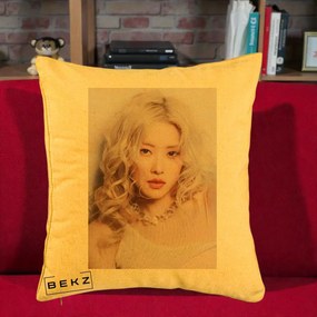 Perna Personalizata K-pop BLACKPINK Rose, 40x40 cm, Galben, Husa Detasabila, Perna Inclusa, BEKZ®