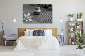 Tablou Zen grădină și pietre în nisip în design alb-negru