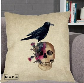 Perna Decorativa Craniu cu Corb si Flori Gothic, 40x40 cm, Crem, Husa Detasabila, Perna Inclusa, BEKZ®