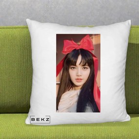 Perna Personalizata K-pop BLACKPINK Rose cu Funda Rosie, 40x40 cm, Alb Pufos, Husa Detasabila, Perna Inclusa, BEKZ®