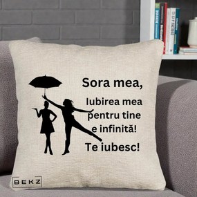Cadou pentru Sora - Perna Personalizata Sora Mea Te Iubesc Siluete Negre cu Umbrela, 40x40 cm, Bej Canapea, Husa Detasabila, Perna Inclusa, BEKZ®