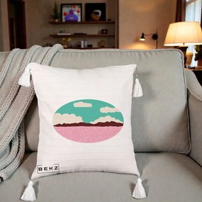 Perna Decorativa Peisaj Desert Oval Pastel, 40x40 cm, Bej cu Franjuri, Husa Detasabila, Perna Inclusa, BEKZ®