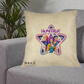 Perna Personalizata K-pop HUNTRX Trio Stea cu Pisica, 40x40 cm, Crem, Husa Detasabila, Perna Inclusa, BEKZ®