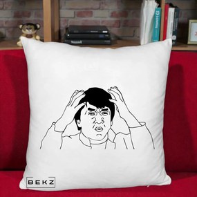 Perna Decorativa Jackie Chan WTF, 40x40 cm, Alb Pufos, Husa Detasabila, Perna Inclusa, BEKZ®