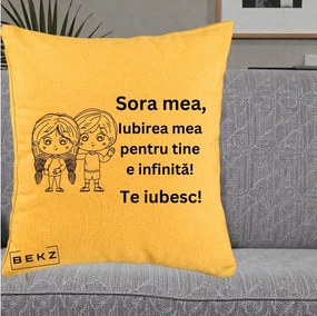 Cadou pentru Sora - Perna Personalizata Sora Mea Te Iubesc Copii Anime Line Art, 40x40 cm, Galben, Husa Detasabila, Perna Inclusa, BEKZ®