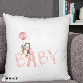Perna Personalizata Baby Pinguin Roz, 40x40 cm, Alb Pufos, Husa Detasabila, Perna Inclusa, BEKZ®