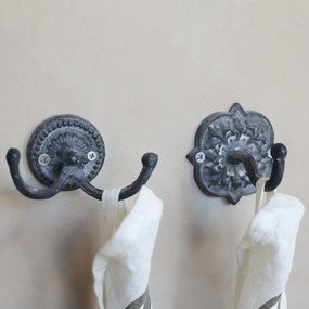 Cuier simplu, din metal, cu 2 agatatori, Can