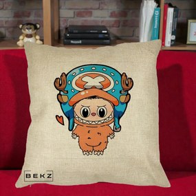 Perna Personalizata Labubu x Tony Tony Chopper, 40x40 cm, Crem, Husa Detasabila, Perna Inclusa, BEKZ®