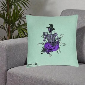 Perna Decorativa Schelet Vrajitor cu Dovleac Violet Halloween, 40x40 cm, Verde Menta, Husa Detasabila, Perna Inclusa, BEKZ®