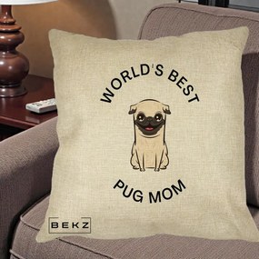Cadou pentru Iubitorii de Caini - Perna Personalizata World's Best Pug Mom, 40x40 cm, Crem, Husa Detasabila, Perna Inclusa, BEKZ®