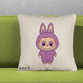 Perna Personalizata Labubu Violet Solo, 40x40 cm, Bej Canapea, Husa Detasabila, Perna Inclusa, BEKZ®
