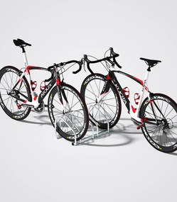 Rastel pentru 3 biciclete 71 x 32 x 27 cm