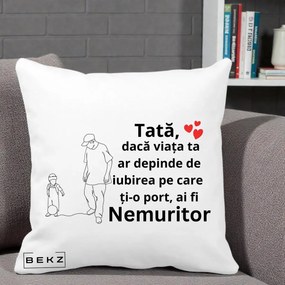 Cadou pentru Tata - Perna Personalizata Tata Nemuritor Joaca cu Mingea, 40x40 cm, Alba Mata, Husa Detasabila, Perna Inclusa, BEKZ®