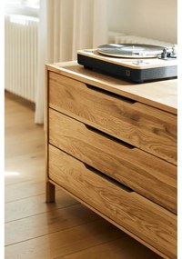 Comodă în culoare naturală joasă din lemn de stejar 140x64 cm Twig – The Beds