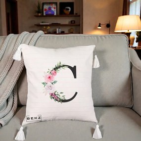 Cadou Personalizat - Perna Personalizata Monograma Florala Litera C, 40x40 cm, Bej cu Franjuri, Husa Detasabila, Perna Inclusa, BEKZ®