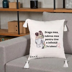 Cadou pentru Iubita - Perna Personalizata Draga Mea Iubirea Mea Infinita Te Iubesc cu Cuplu Acuarela, 40x40 cm, Bej cu Franjuri, Husa Detasabila, Perna Inclusa, BEKZ®
