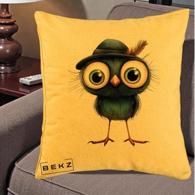 Perna Decorativa Pui Misterios cu Palarie Neagra, 40x40 cm, Galben, Husa Detasabila, Perna Inclusa, BEKZ®