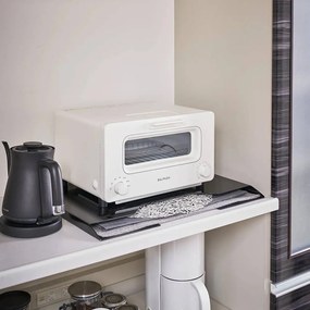 Organizator pentru suporturi de farfurii autoadeziv din metal Tower – YAMAZAKI