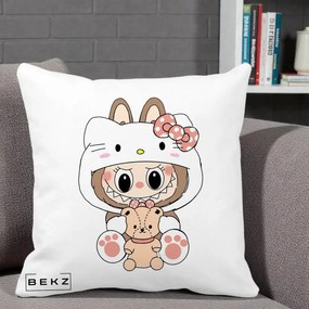 Perna Personalizata Labubu x Hello Kitty, 40x40 cm, Alba Mata, Husa Detasabila, Perna Inclusa, BEKZ®