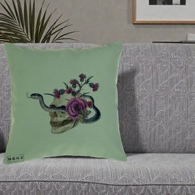 Perna Decorativa Craniu cu Sarpe si Trandafiri Gothic, 40x40 cm, Verde, Husa Detasabila, Perna Inclusa, BEKZ®