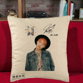 Perna Personalizata K-pop BTS Suga par Portocaliu Palarie Autograf, 40x40 cm, Bej, Husa Detasabila, Perna Inclusa, BEKZ®