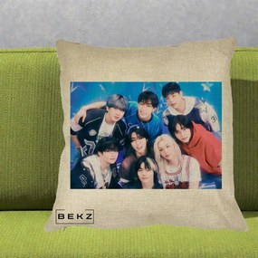 Perna Personalizata K-Pop Grup Foto Stele, 40x40 cm, Crem, Husa Detasabila, Perna Inclusa, BEKZ®
