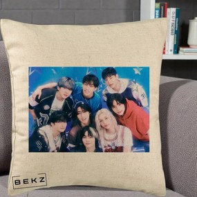 Perna Personalizata K-Pop Grup Foto Stele, 40x40 cm, Bej, Husa Detasabila, Perna Inclusa, BEKZ®