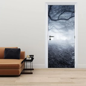 Fototapet pentru ușă - Drum în ceață (95x205cm)