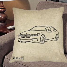 Perna Personalizata BMW Seria 7 Linie Minimalista, 40x40 cm, Crem, Husa Detasabila, Perna Inclusa, BEKZ®