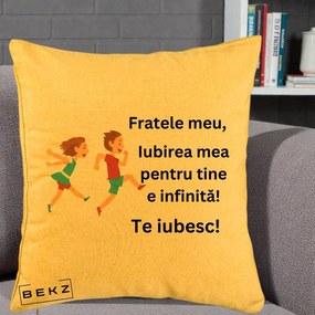 Cadou pentru Frate - Perna Personalizata Fratele Meu Te Iubesc Copii Alergand Colorat, 40x40 cm, Galben, Husa Detasabila, Perna Inclusa, BEKZ®